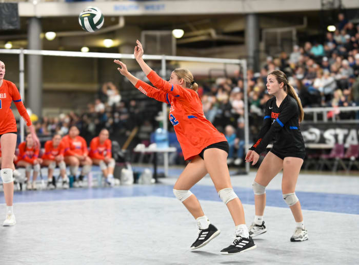 2023 WIAA volleyball Class 2A championships, Columbia River vs. Ridgefield